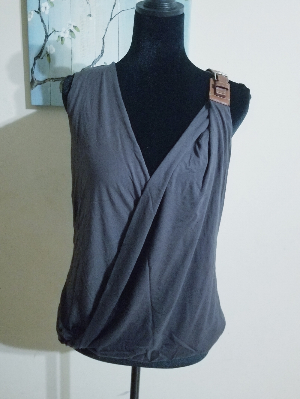9/15 buckle top